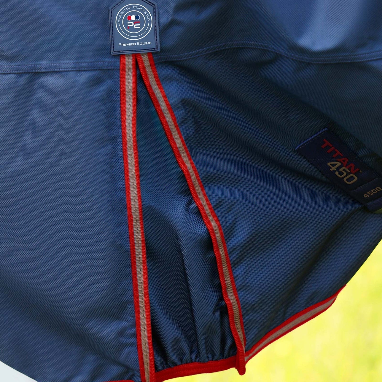 Premier Equine Titan 450g Turnout Rug with Snug-Fit Neck Cover Navy