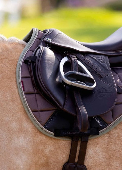 LeMieux Loire Classic GP Square Walnut