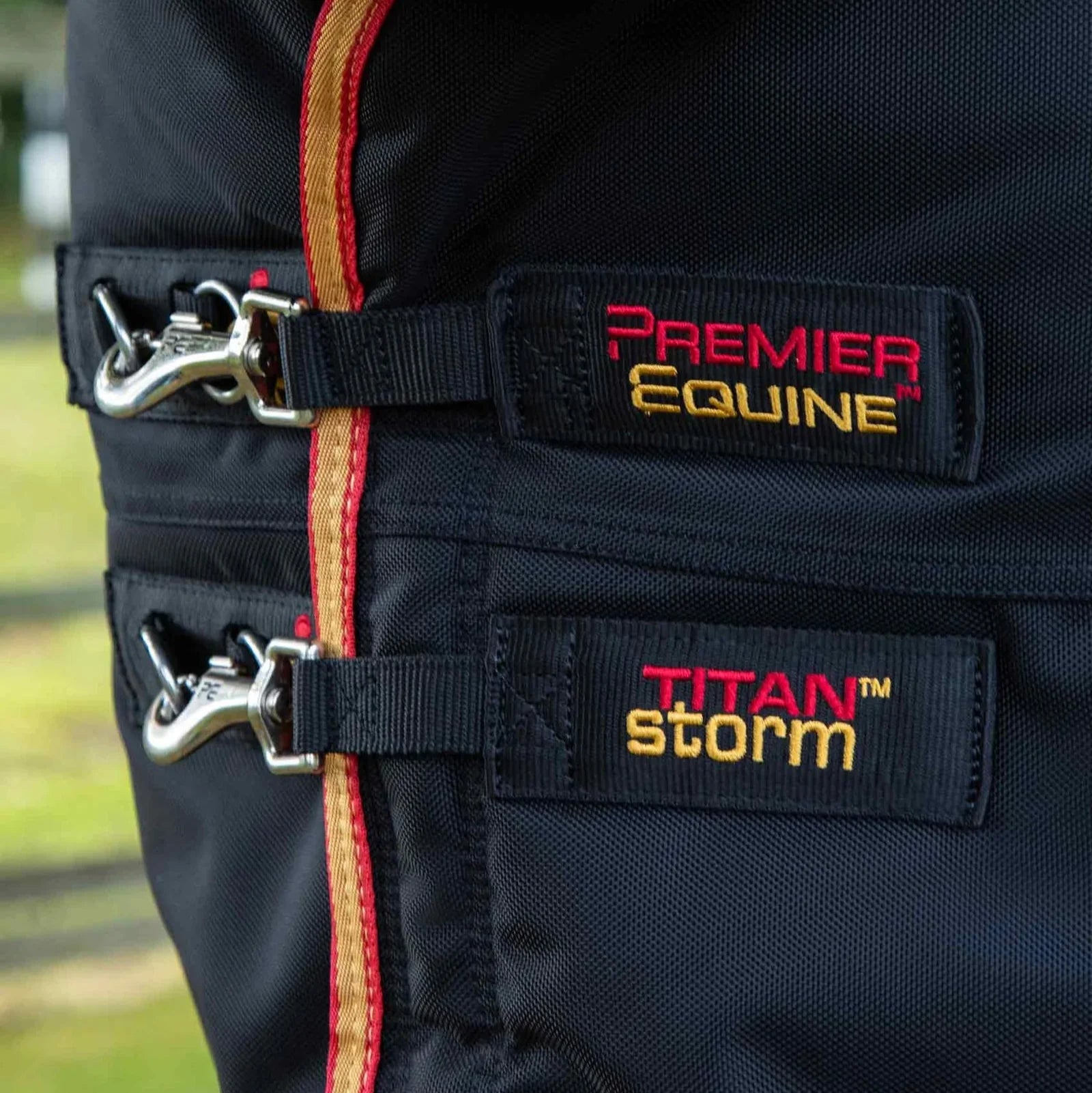 Premier Equine Titan Storm 450g Combo Turnout Rug with Snug-Fit Neck Black